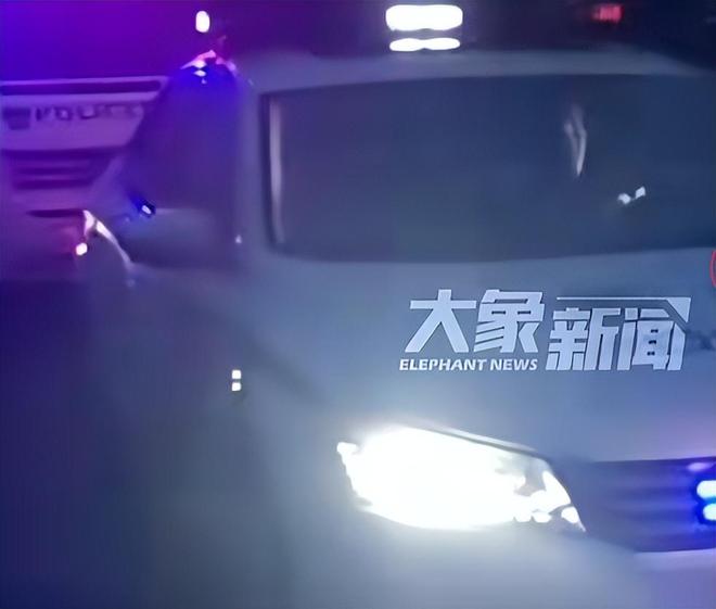 摸其臀部死不承认被抓大闹警局追悔莫及PG麻将胡了2女子三亚遭老头猥亵：(图18)
