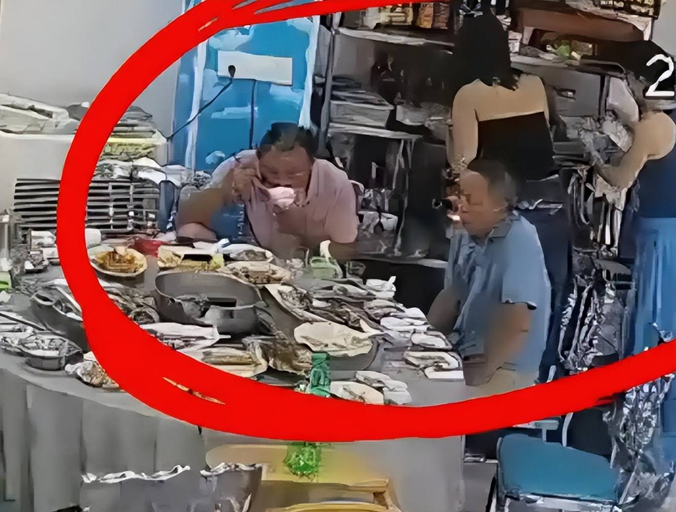 场抓获仍狡辩肇事者嚣张至极大闹派出所PG麻将胡了试玩女子在三亚被猥亵：当(图4)
